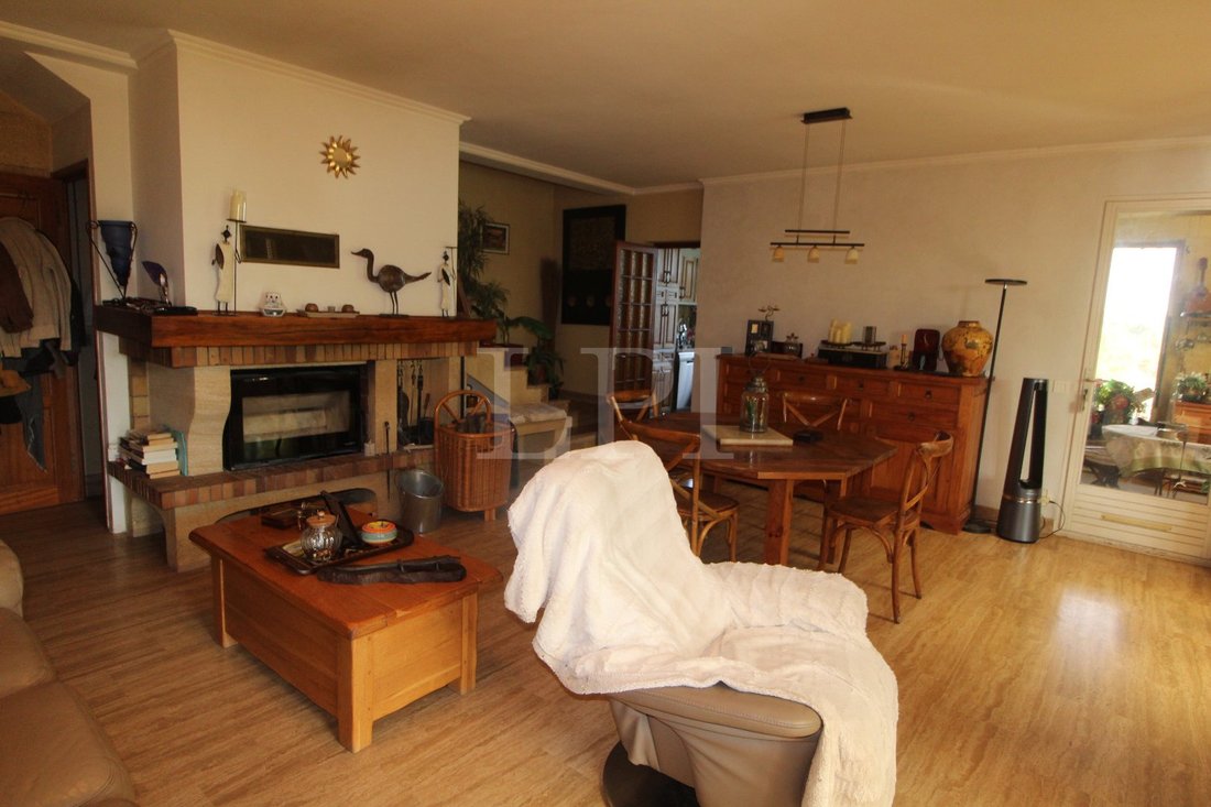 House in Reillanne, Provence-Alpes-Côte d'Azur, France 5 - 17235282