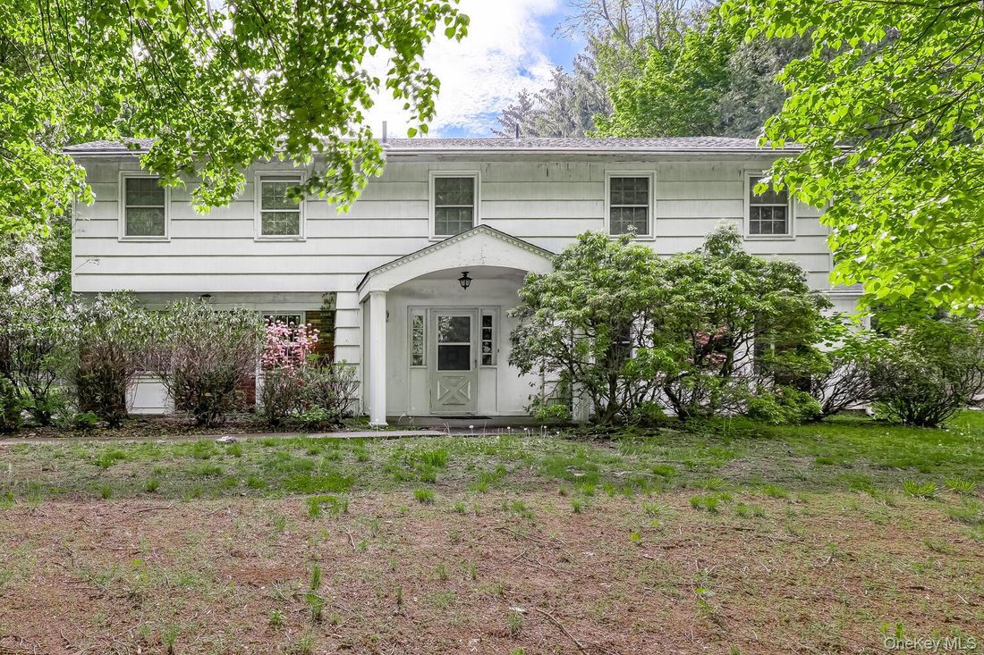 House in Airmont, New York, United States 1 - 17235956