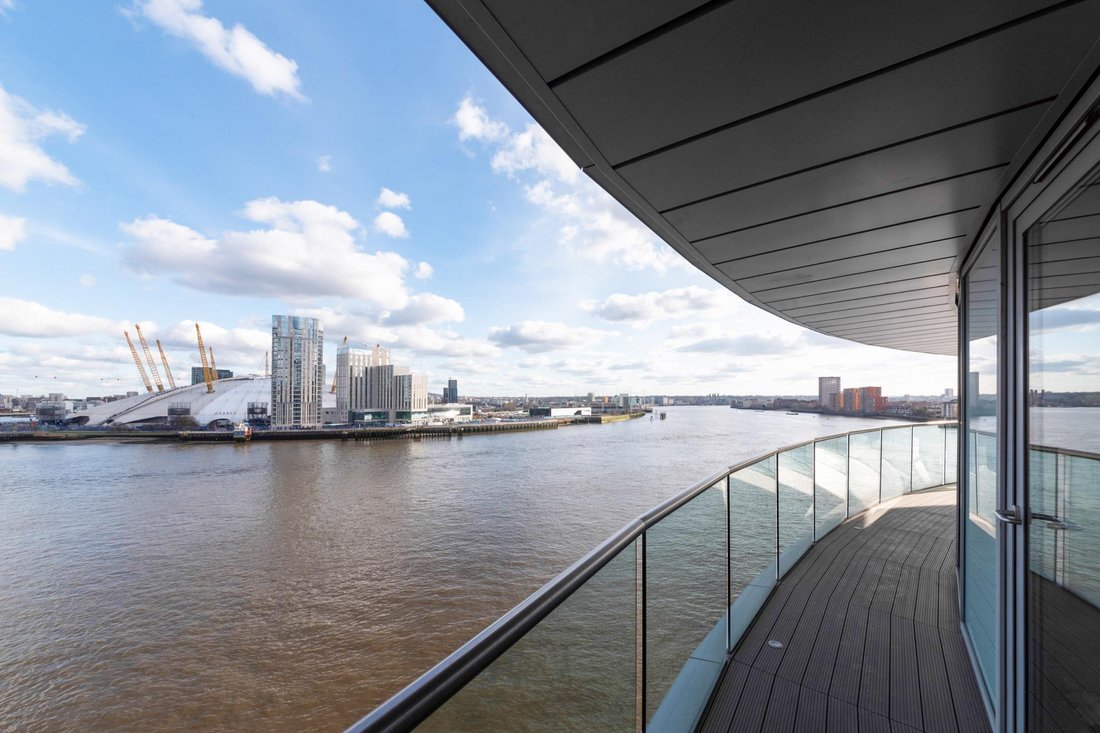 Apartment in Poplar, Tower Hamlets, England 5 - 17236091