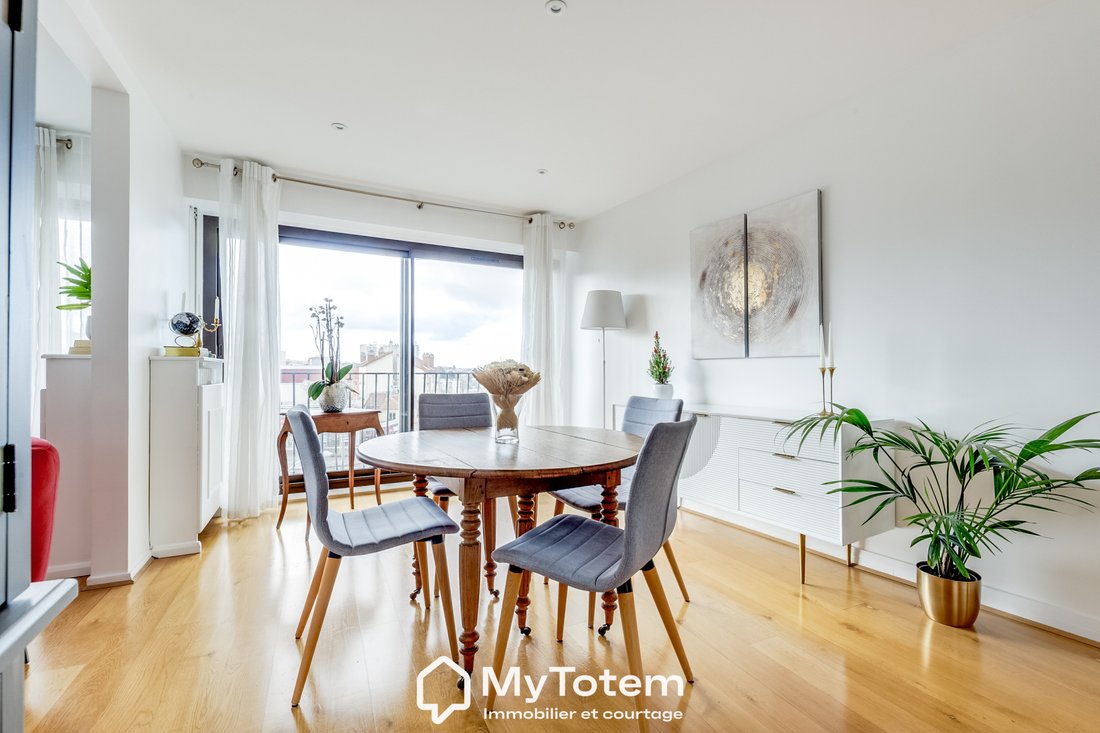 Apartment in Centre Ville-Sarments, Châtillon, France 2 - 17235075