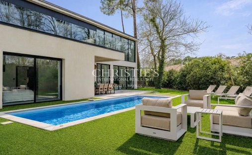 House in Le Pyla, La Teste-de-Buch, France 1