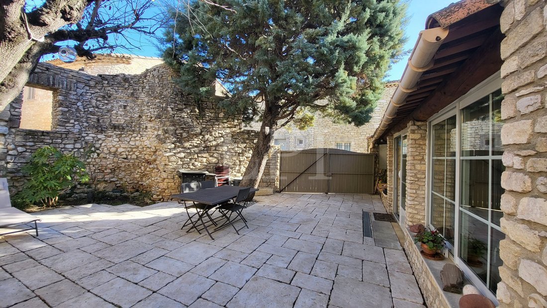 House in Gordes, Provence-Alpes-Côte d'Azur, France 5 - 17235269