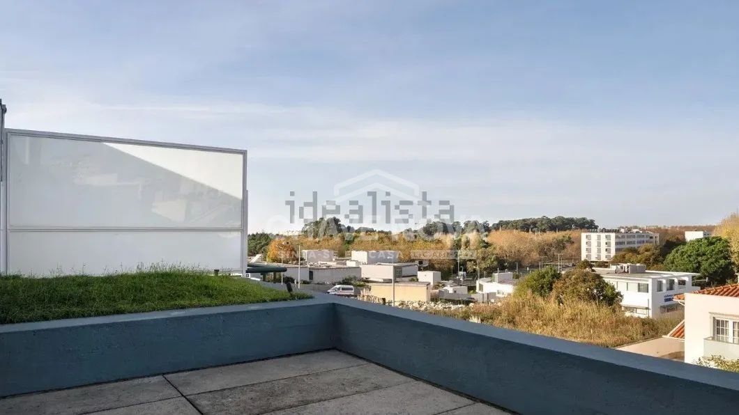 House in Santa Marinha e Sao Pedro da Afurada, Porto District, Portugal 1 - 17238431