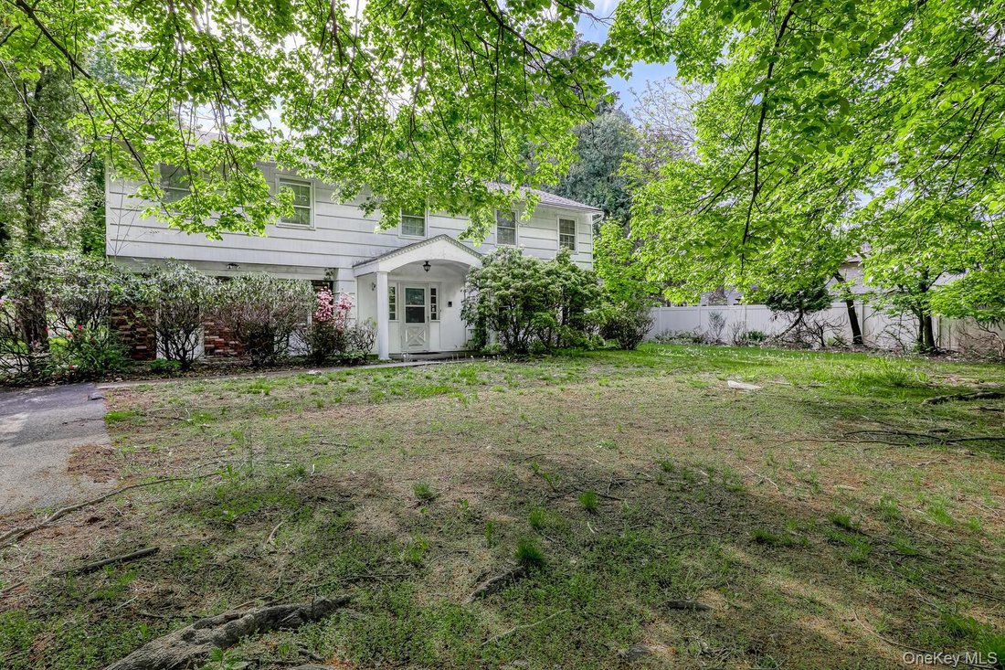 House in Airmont, New York, United States 2 - 17235956
