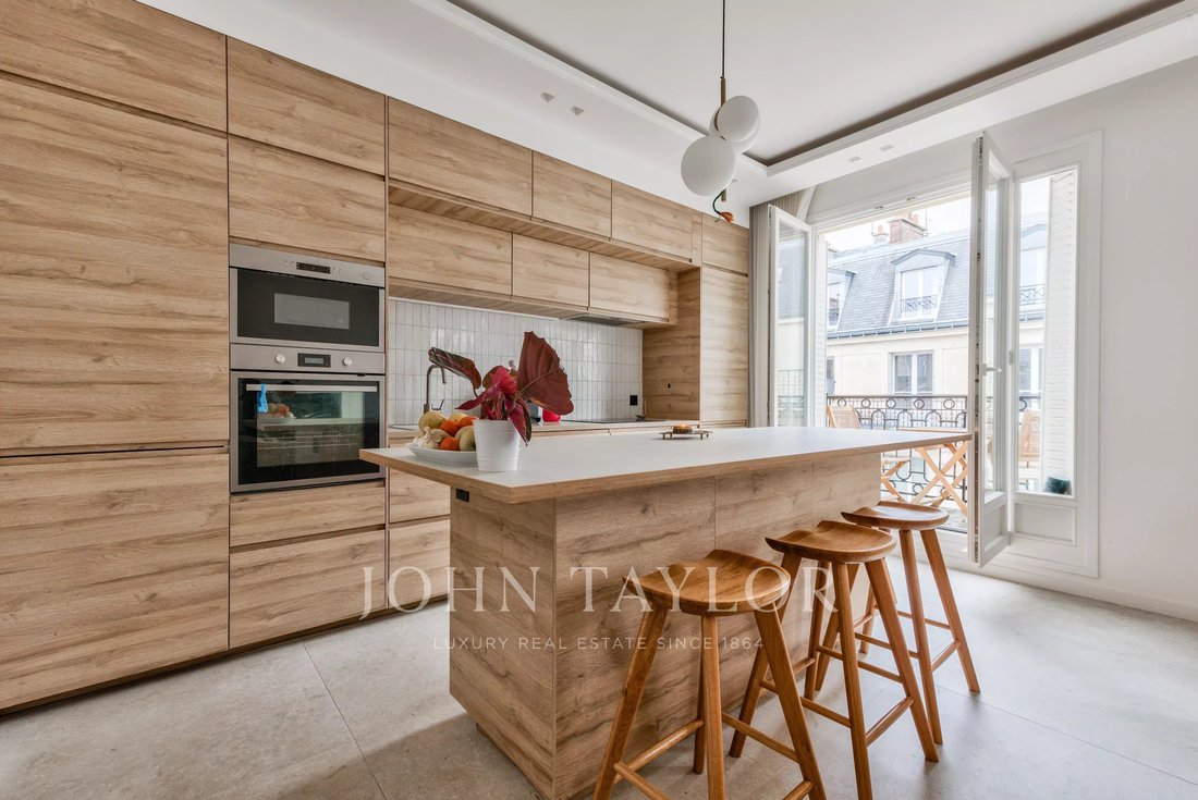 Apartment in Batignolles-Cardinet, Paris 17e Arrondissement, Paris 5 - 17237244