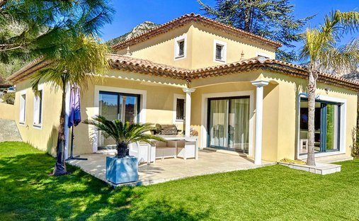 Villa in Plan de Noves, Vence, France 1