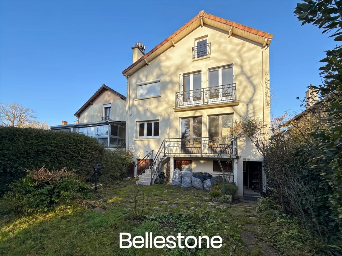 House in Bourg-La Feuillaume Nord, La Celle-Saint-Cloud, France 2 - 17237390