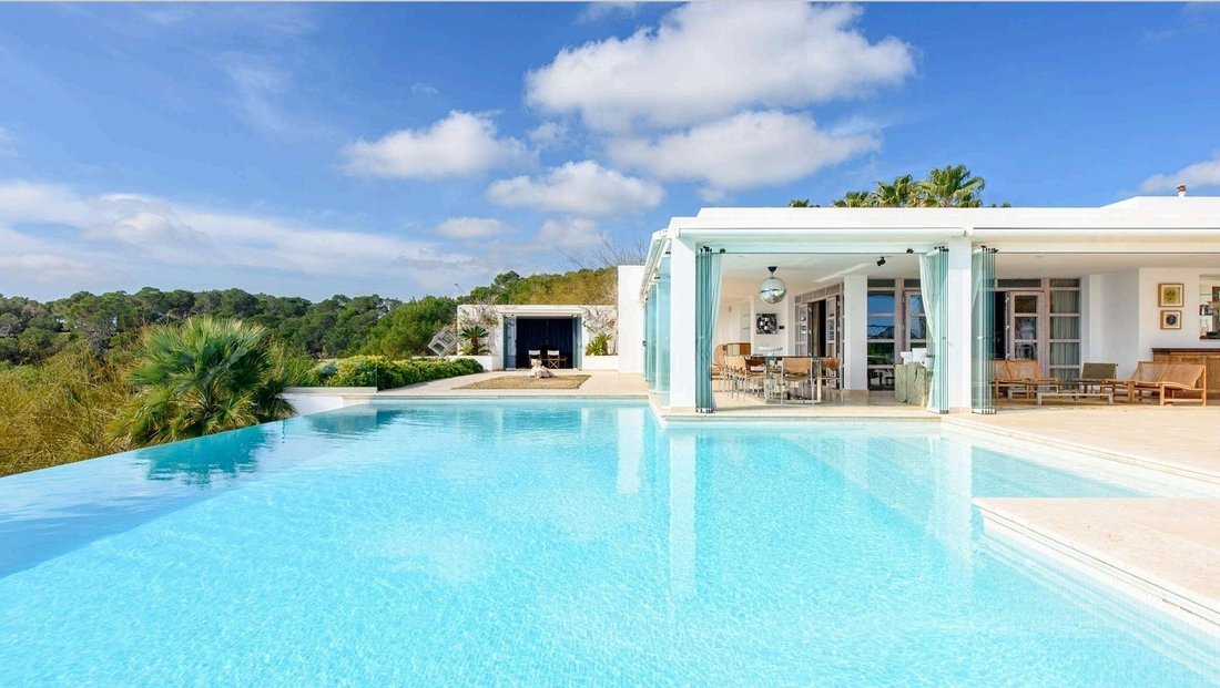 House in Roca Llisa, Santa Eularia des Riu, Balearic Islands 4 - 17237436