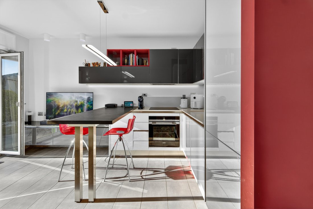 Apartment in Carabbia, Lugano, Switzerland 5 - 17238364