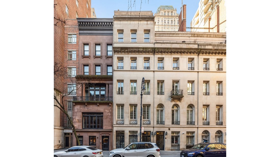 House in New York, New York, United States 2 - 17149805