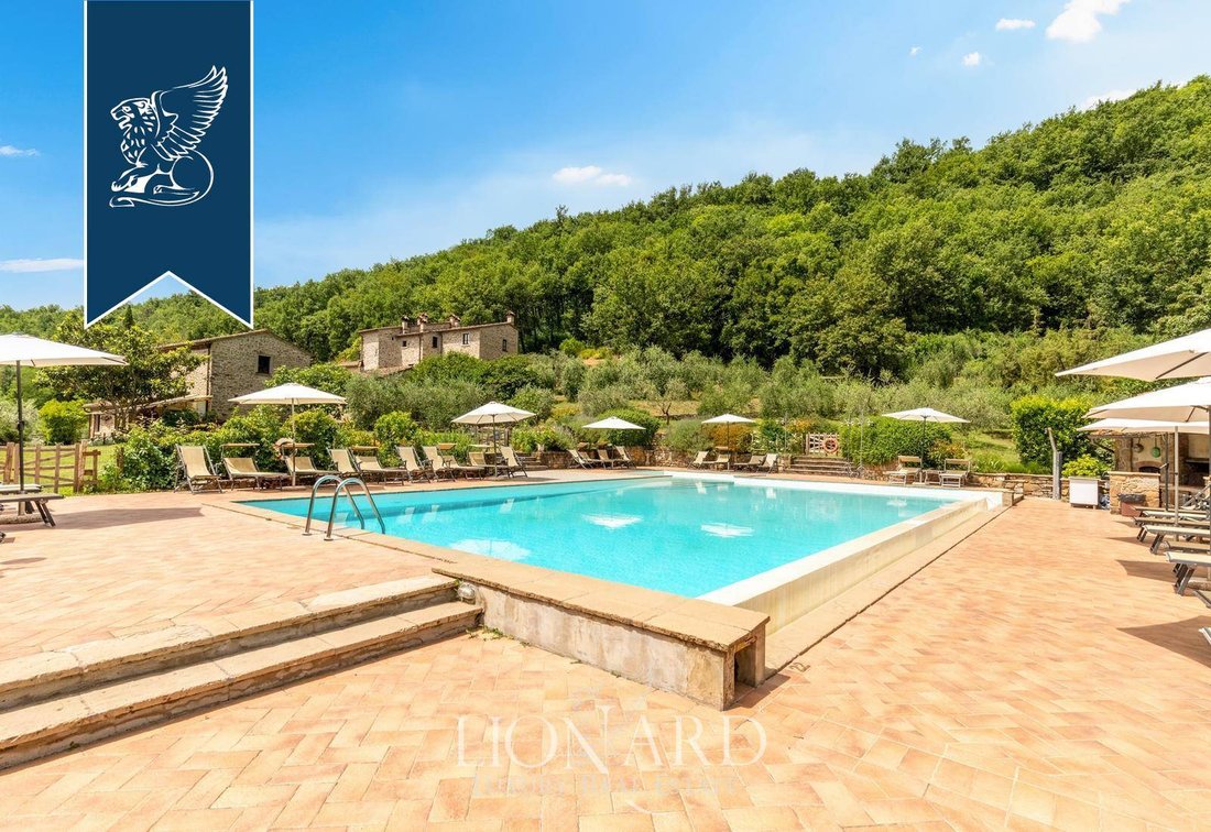 Villa in Capolona, Tuscany, Italy 4 - 17237397