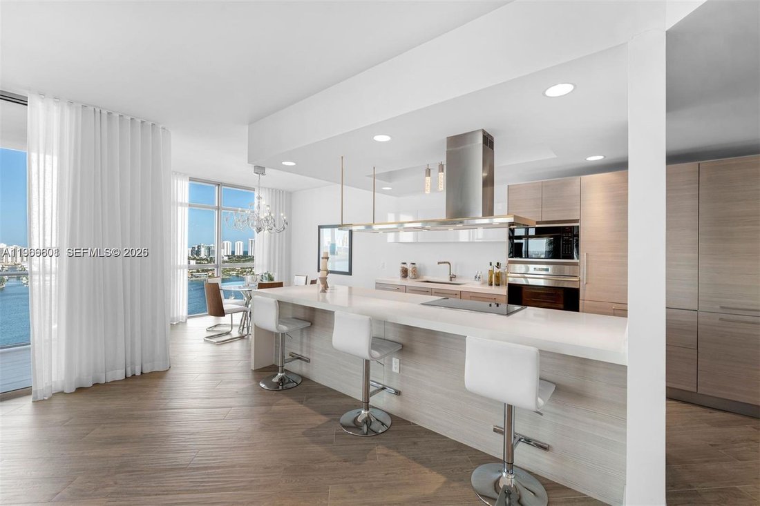 Condo in Golden Beach, Florida, United States 4 - 17238084