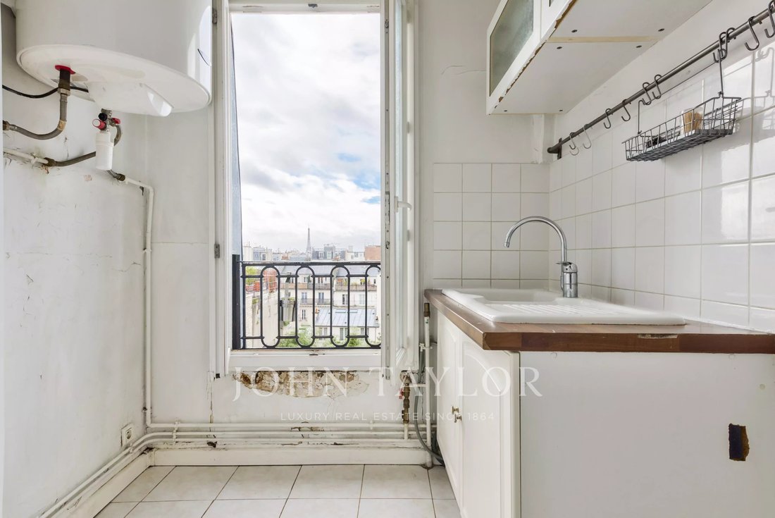 Apartment in Batignolles-Cardinet, Paris 17e Arrondissement, Paris 2 - 17237249