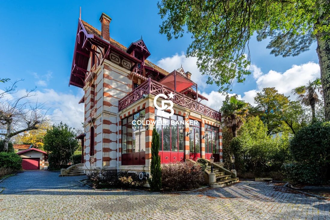 Villa in Le Moulleau-Les Abatilles, Arcachon, France 1 - 17236429
