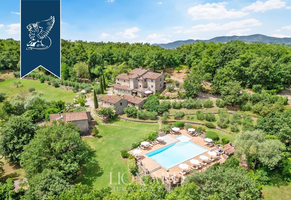 Villa in Capolona, Tuscany, Italy 1 - 17237397