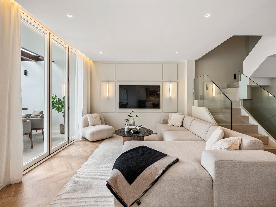 Townhouse in Marbella, Andalusia, Spain 2 - 17137804