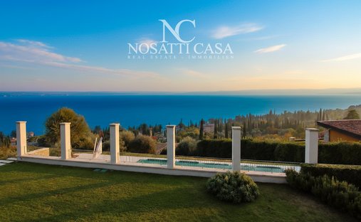 Villa in Gardone Riviera, Lombardy, Italy 1