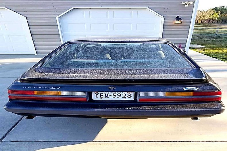 Coupe in Glendale, United States 3 - 17238470