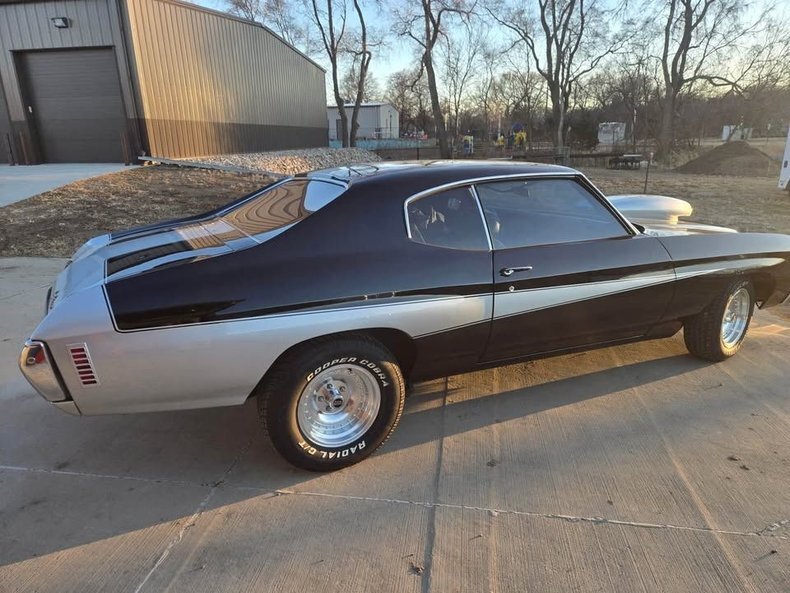 Coupe in Glendale, United States 3 - 17238469
