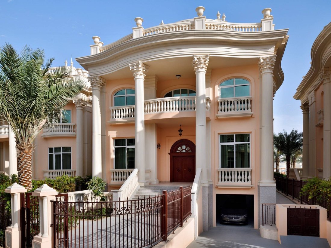 Villa in Palm Jumeirah, Dubai, United Arab Emirates 1 - 17239496