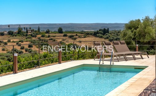 Villa in Cavadonna - Monasteri - Tivoli, Fontane Bianche, Sizilien 1
