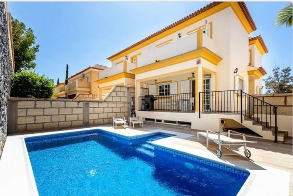House in Costa Adeje, Adeje, Canary Islands 1 - 17239553