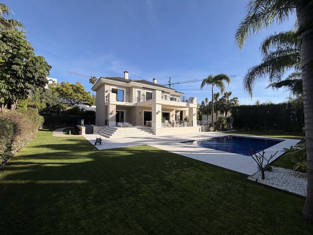 Villa in Benahavis, Andalusia, Spain 2 - 17238662