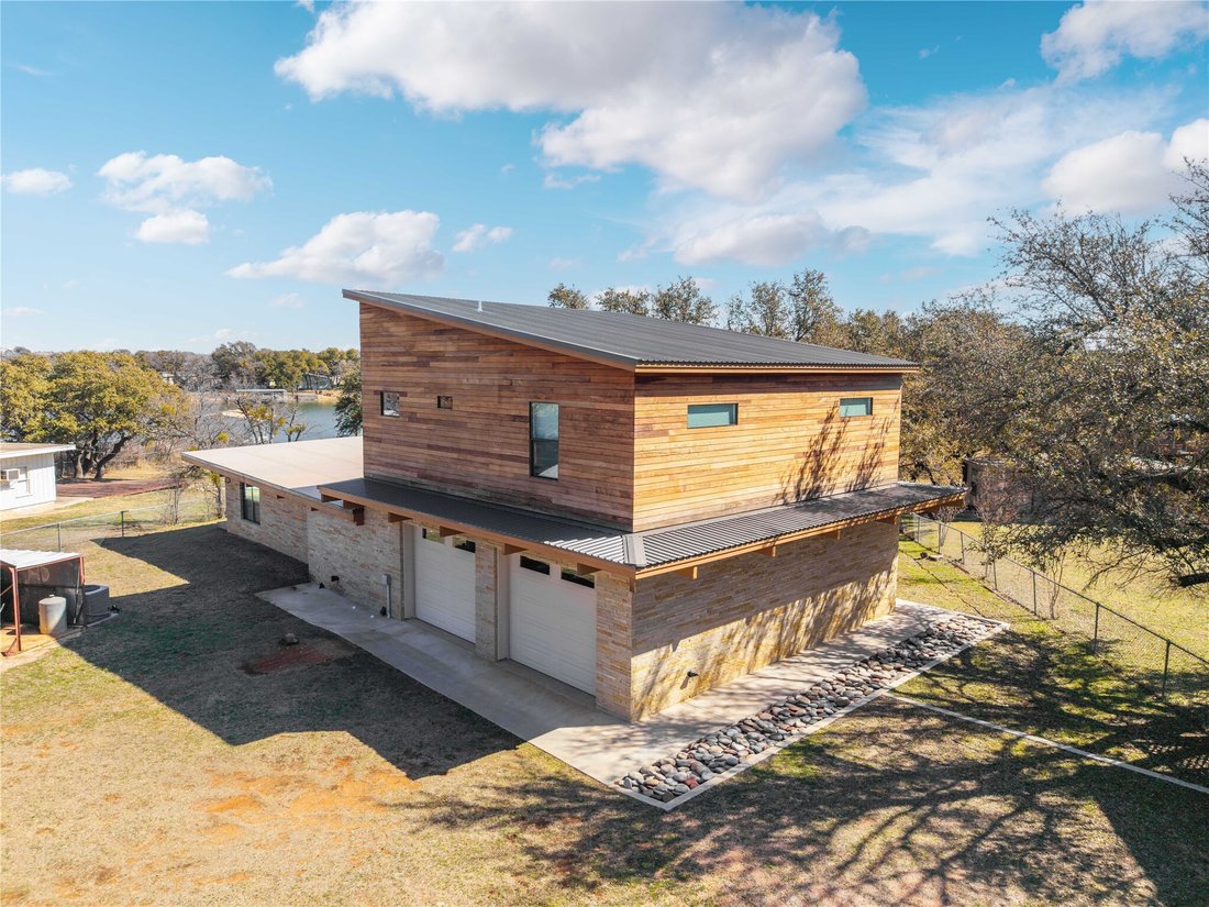 House in Brownwood, Texas, United States 2 - 17239351