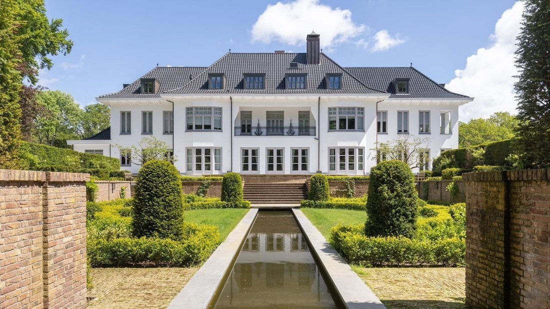 Villa in Aerdenhout, North Holland, Netherlands 1 - 17239009