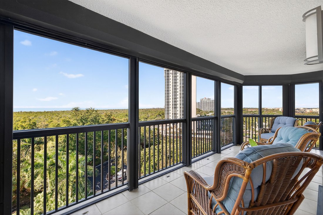 Condo in Naples, Florida, United States 2 - 17239488