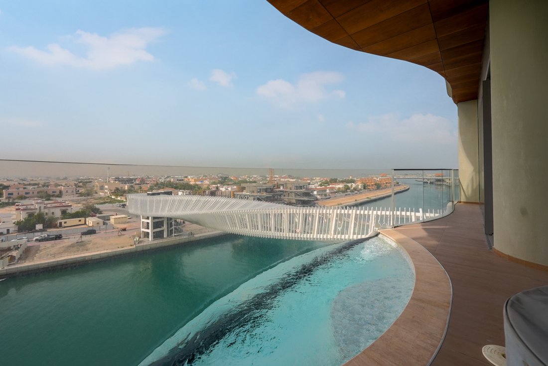 Apartment in Jumeirah, Dubai, United Arab Emirates 1 - 17238690