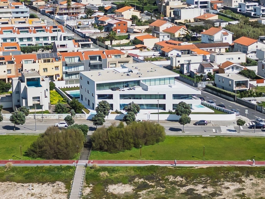 Apartment in Canidelo, Porto District, Portugal 1 - 16598116