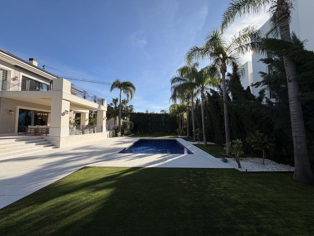 Villa in Benahavis, Andalusia, Spain 3 - 17238662