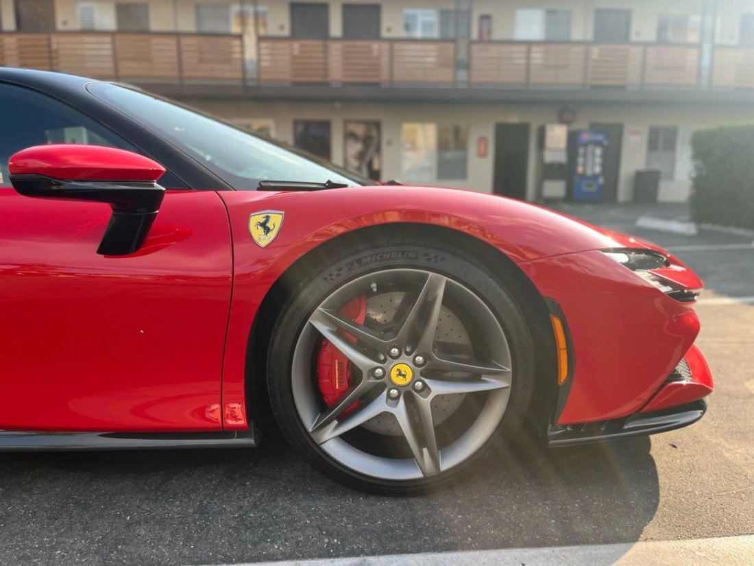 Coupe in Redwood City, CA, United States 5 - 16659071