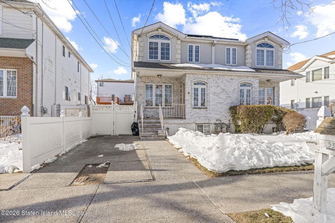 House in New York, New York, United States 1 - 17238702