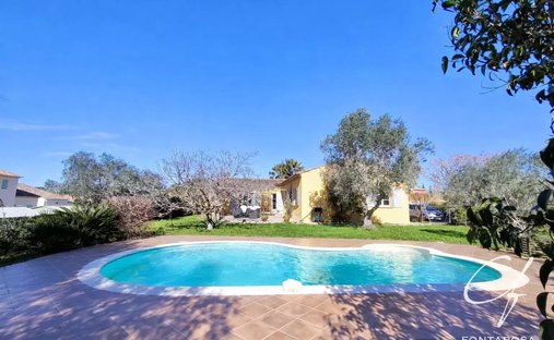 Casa en Fréjus, Provenza-Alpes-Costa Azul, Francia 1