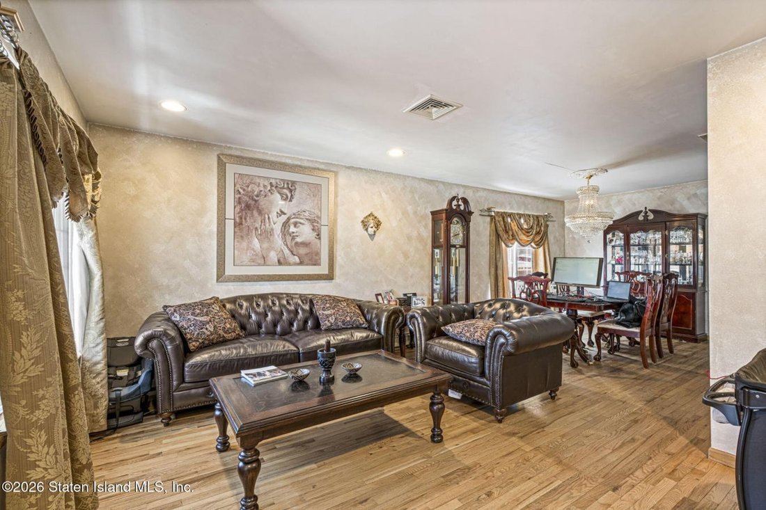 House in New York, New York, United States 5 - 17238702