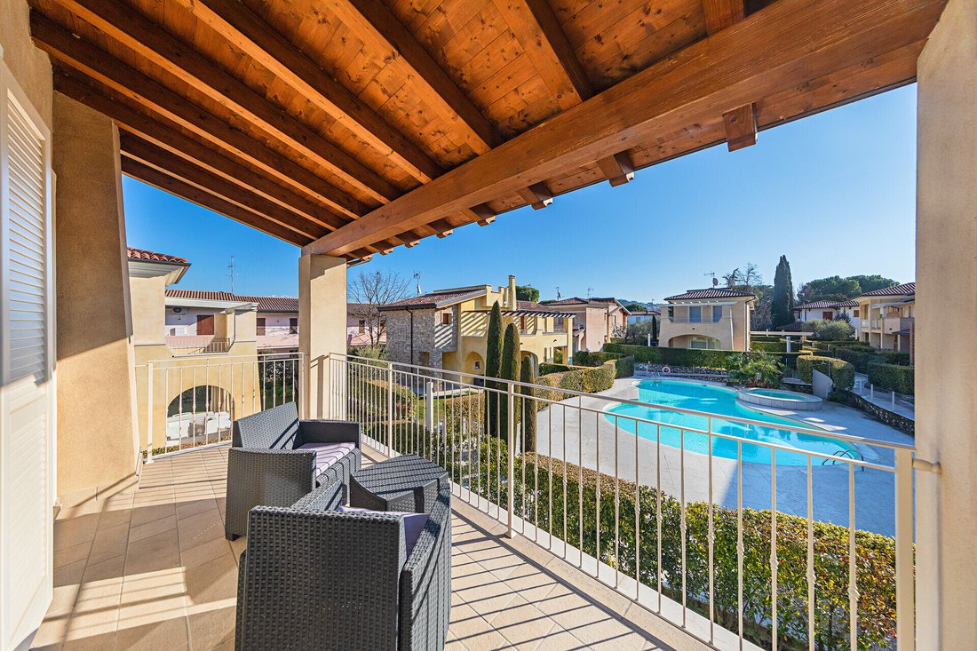 Villa in Manerba del Garda, Lombardy, Italy 4 - 17238685