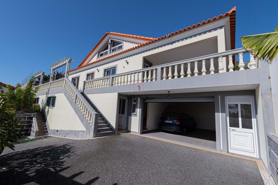 Villa in Estreito da Calheta, Madeira, Portugal 3 - 16696267