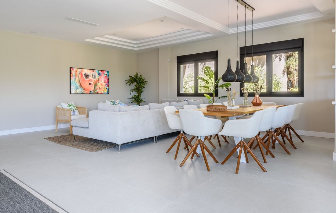 Villa in Elviria-Cabopino, Marbella, Spain 3 - 17238739