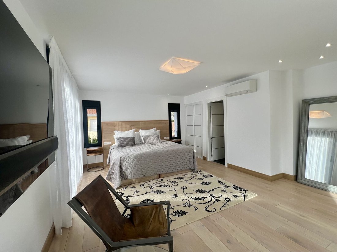 Villa in Nueva Andalucia, Marbella, Spain 5 - 17238722