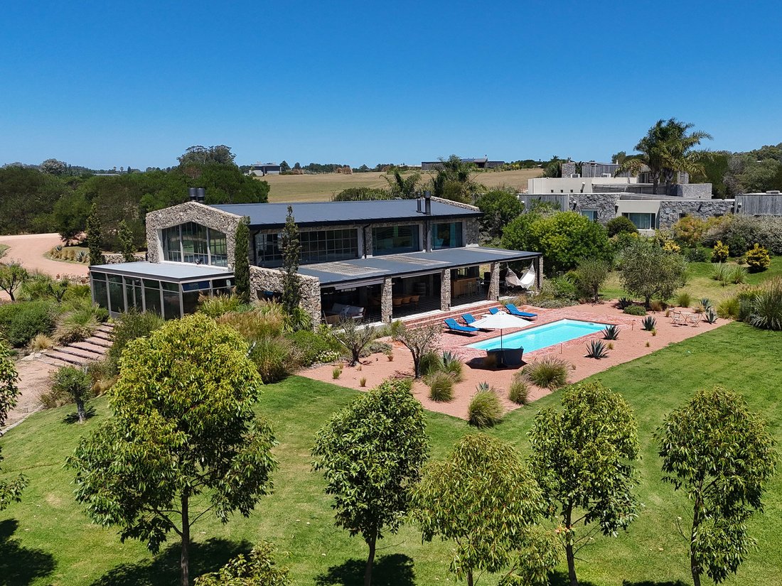 House in Chacras del Golf, Maldonado Department, Uruguay 2 - 17238921