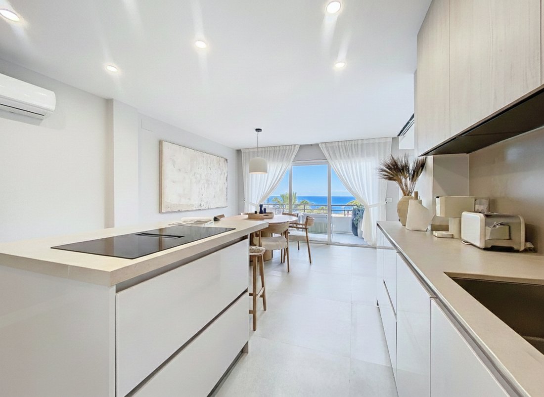 Apartment in Estepona, Andalusia, Spain 2 - 16927176