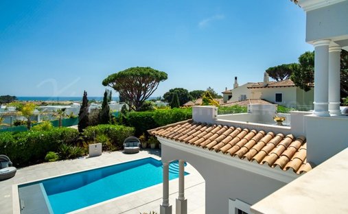 Villa in Vale do Lobo, Almancil, Portugal 1