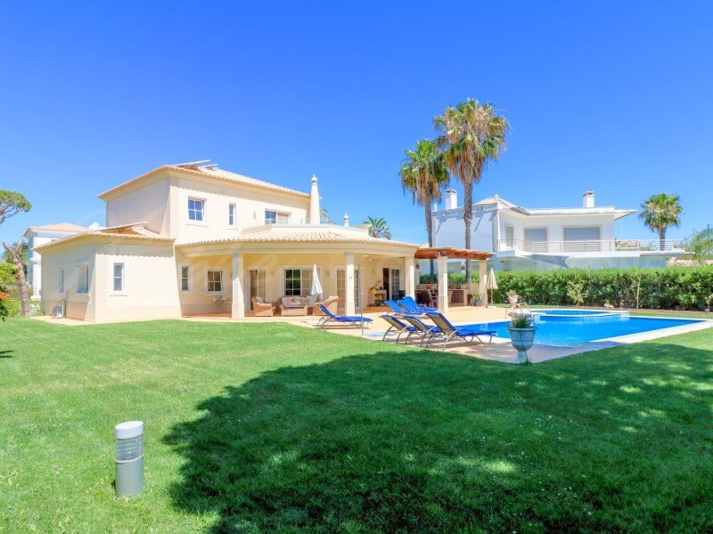 Villa in Vilamoura, Quarteira, Algarve 1 - 17239841