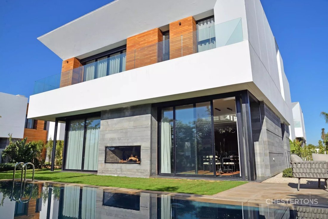 Villa in Bouskoura, Casablanca-Settat, Morocco 1 - 17239682