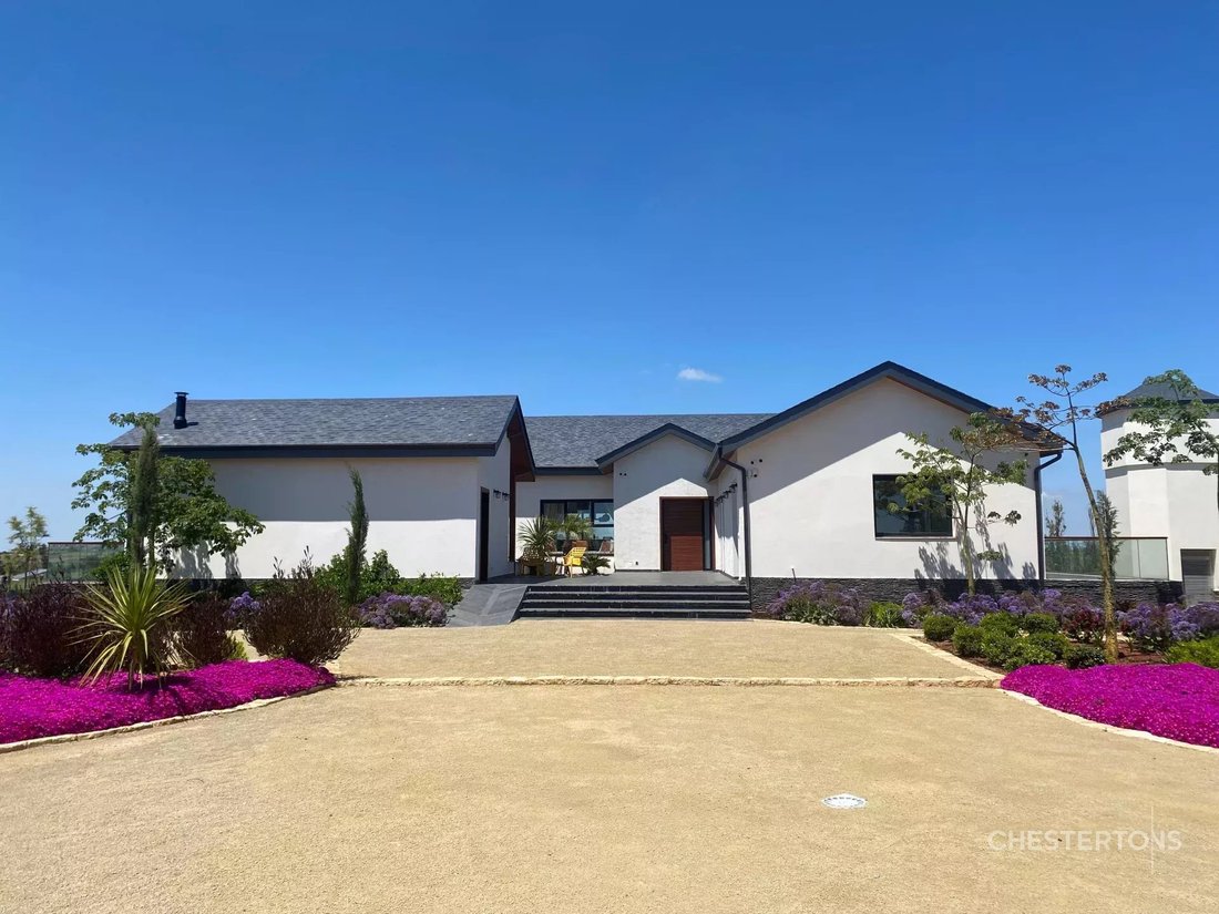 Villa in Ain Laqsab, Casablanca-Settat, Morocco 1 - 17239971