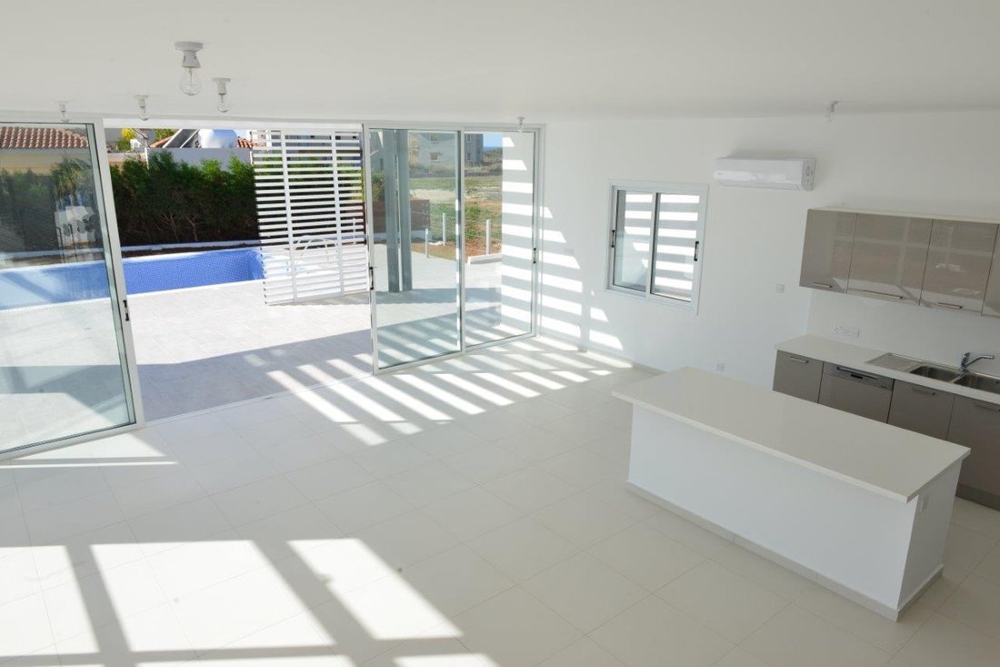 Villa in Peyia, Paphos, Cyprus 5 - 17239775