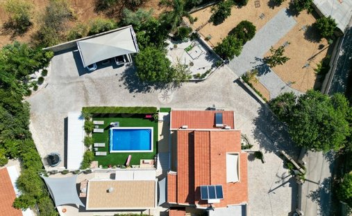 Villa à Loule (Sao Clemente), Algarve, Portugal 1