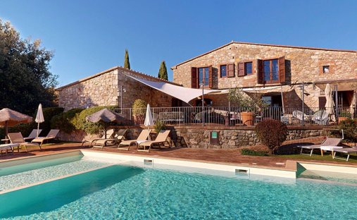 Villa in Roccastrada, Tuscany, Italy 1
